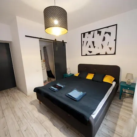Etoile Apartment